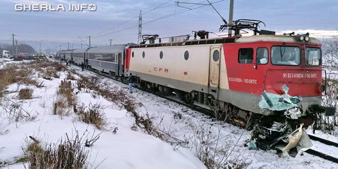 accident tren scheia suceava accelerat timisoara iasi