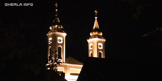 biserica franciscana gherla noapte lumina szamosujvar